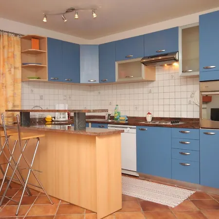 Apartment With A Parking Space Kraj, Opatija - 7794 Kraj (Istria)